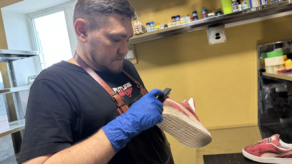 Сухая чистка кед